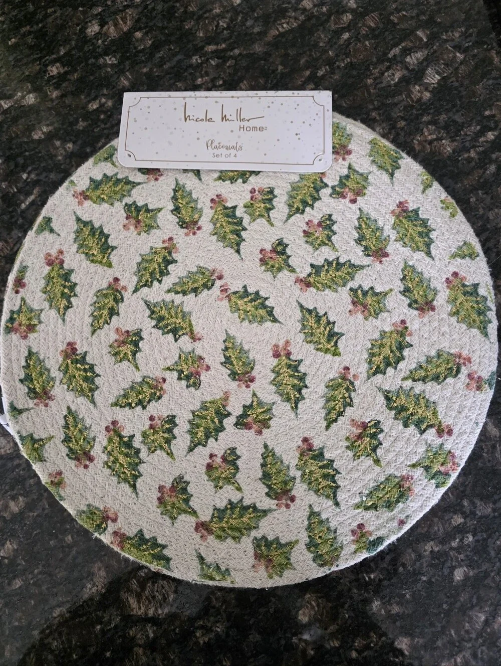 Nicole Miller Home Round Holly Placemat - Set Of 4 NWT